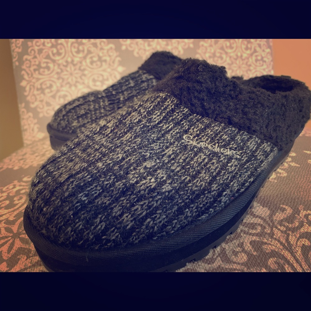 Skechers fuzzy lined sweater clogs sz 9